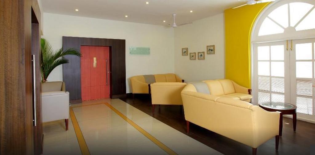 Hotel Luciya Palace Thrissur Eksteriør bilde