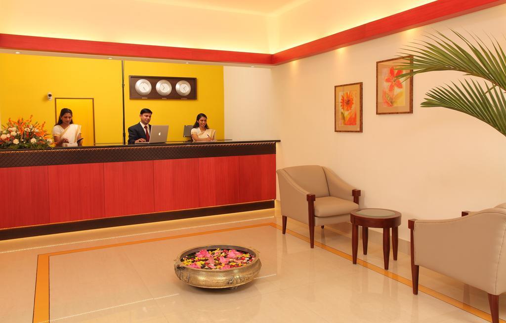 Hotel Luciya Palace Thrissur Eksteriør bilde